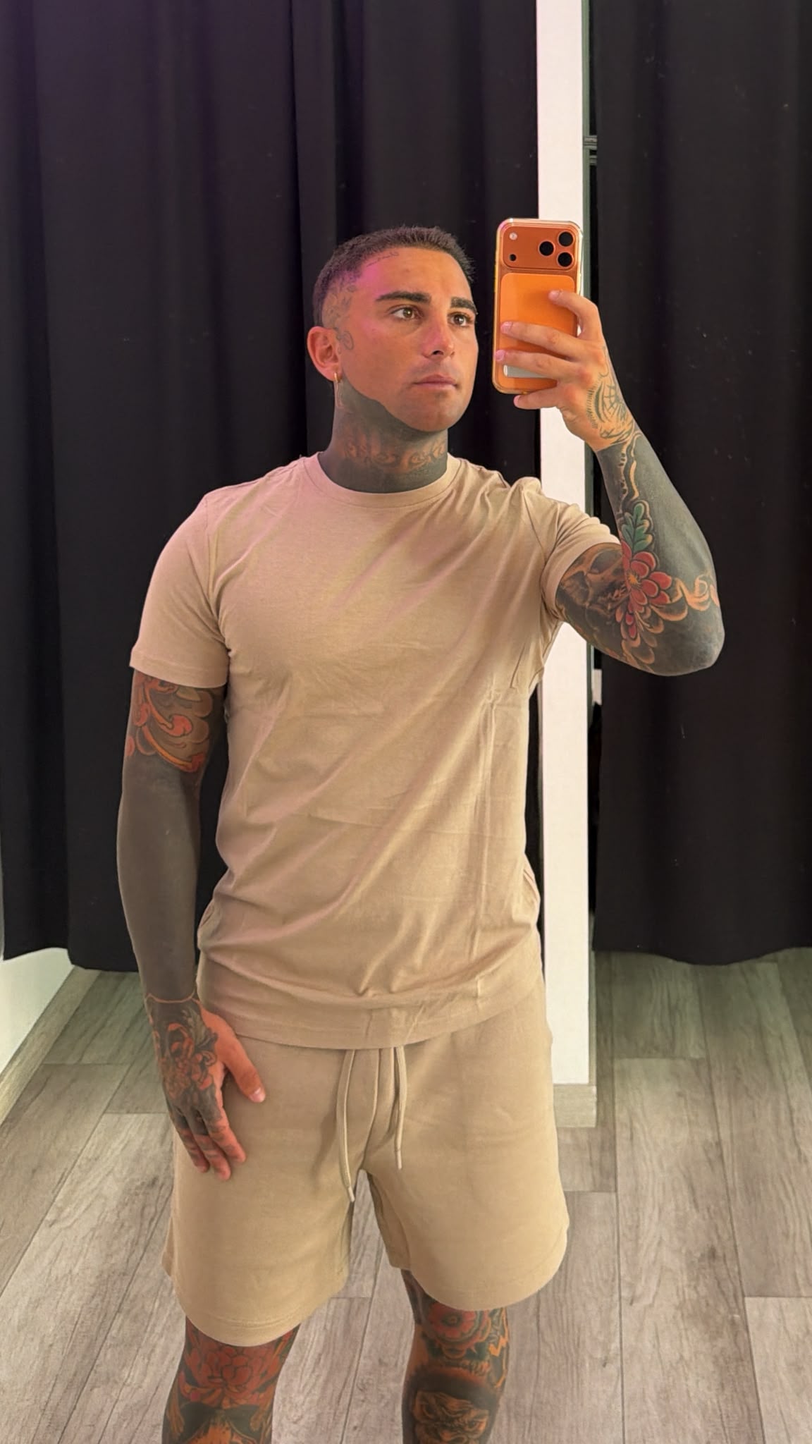 T shirt beige