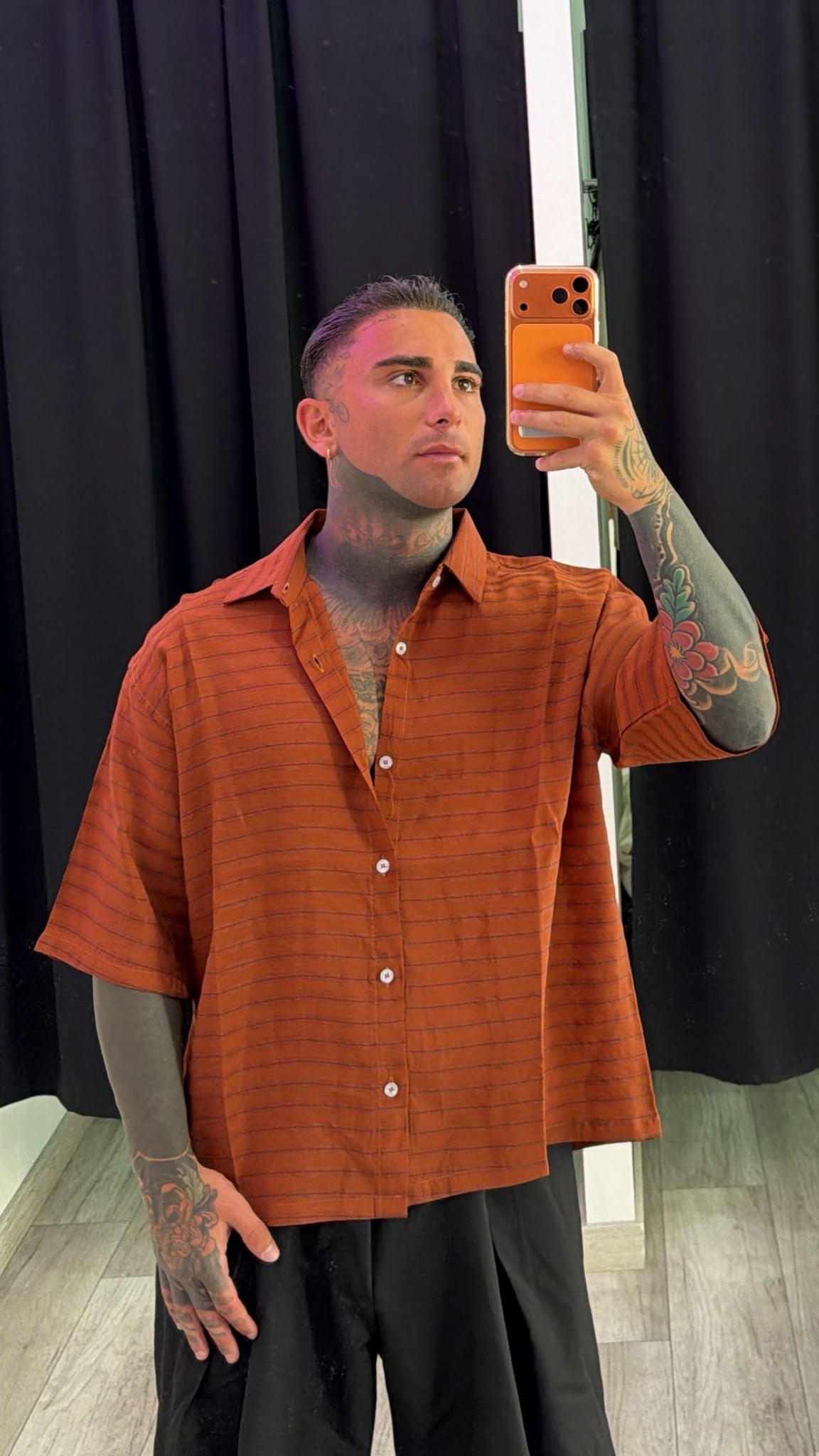 Camicia a righe arancione