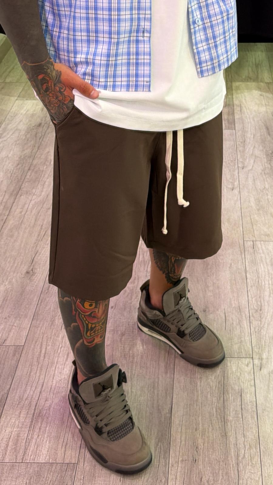 Pantalaccio corto marrone