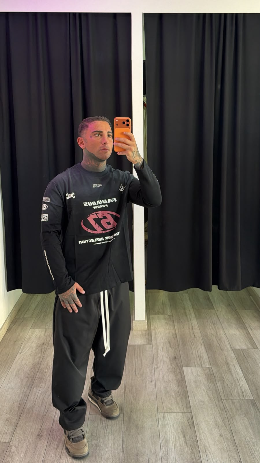 Maglia a manica lunga con stampa nera